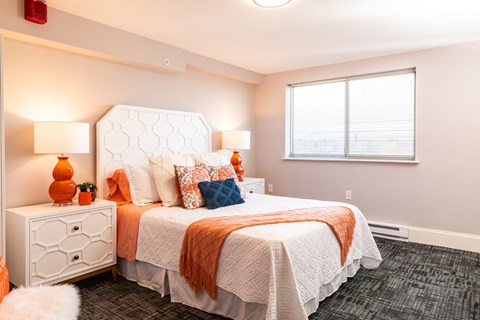 the preserve at ballantyne commons bedroom with bed and window